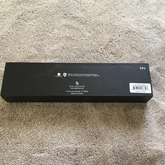 DC Comics Freddy Vs. Jason 15mm Enamel Charm Silver Finish Chain Bracelet - Picture 6 of 6